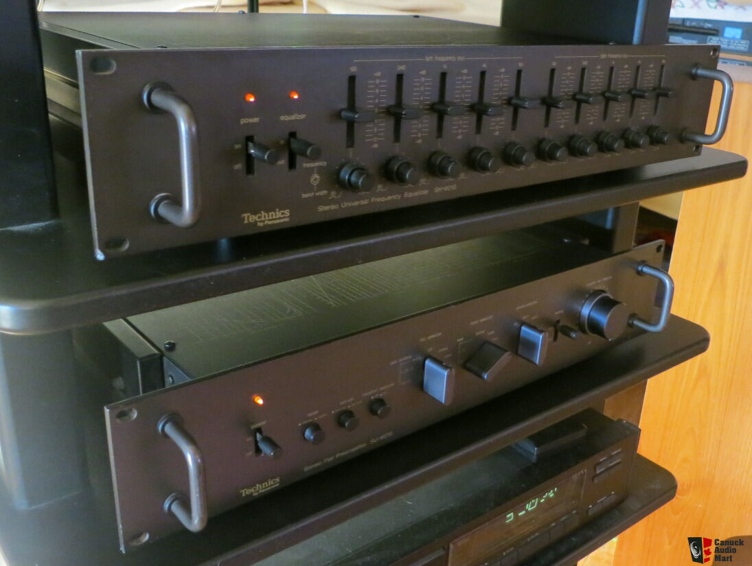 Technics SU-9070 Preamp - Slimline (Professional) series