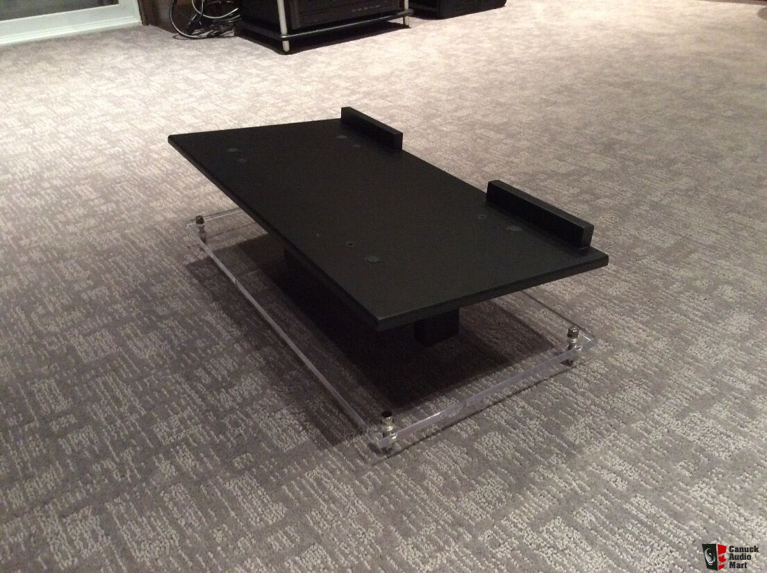 center speaker floor stand