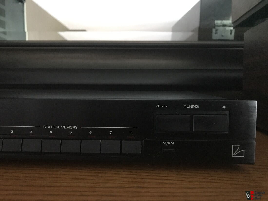 Luxman T-100 Digital Synthesized AM/FM Stereo Tuner - JAPAN Photo ...