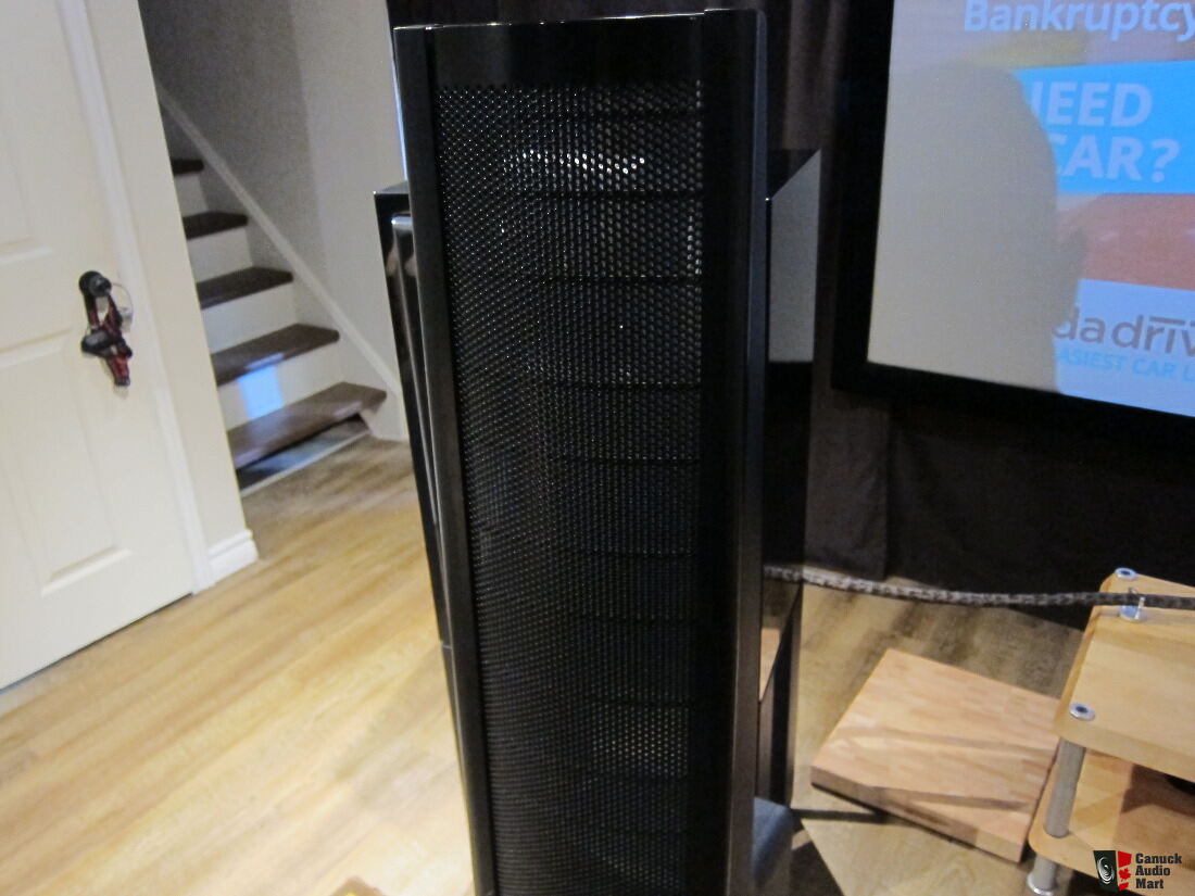 Weekend Blow Out On 1 Set Of Martin Logan Aerius Retail 3000 Photo Uk Audio Mart