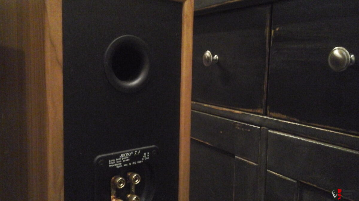 jamo 7.4 speakers