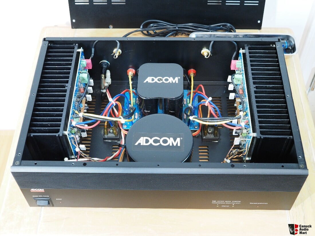1713889-adcom-gfa545-ii-power-amplifier.jpg