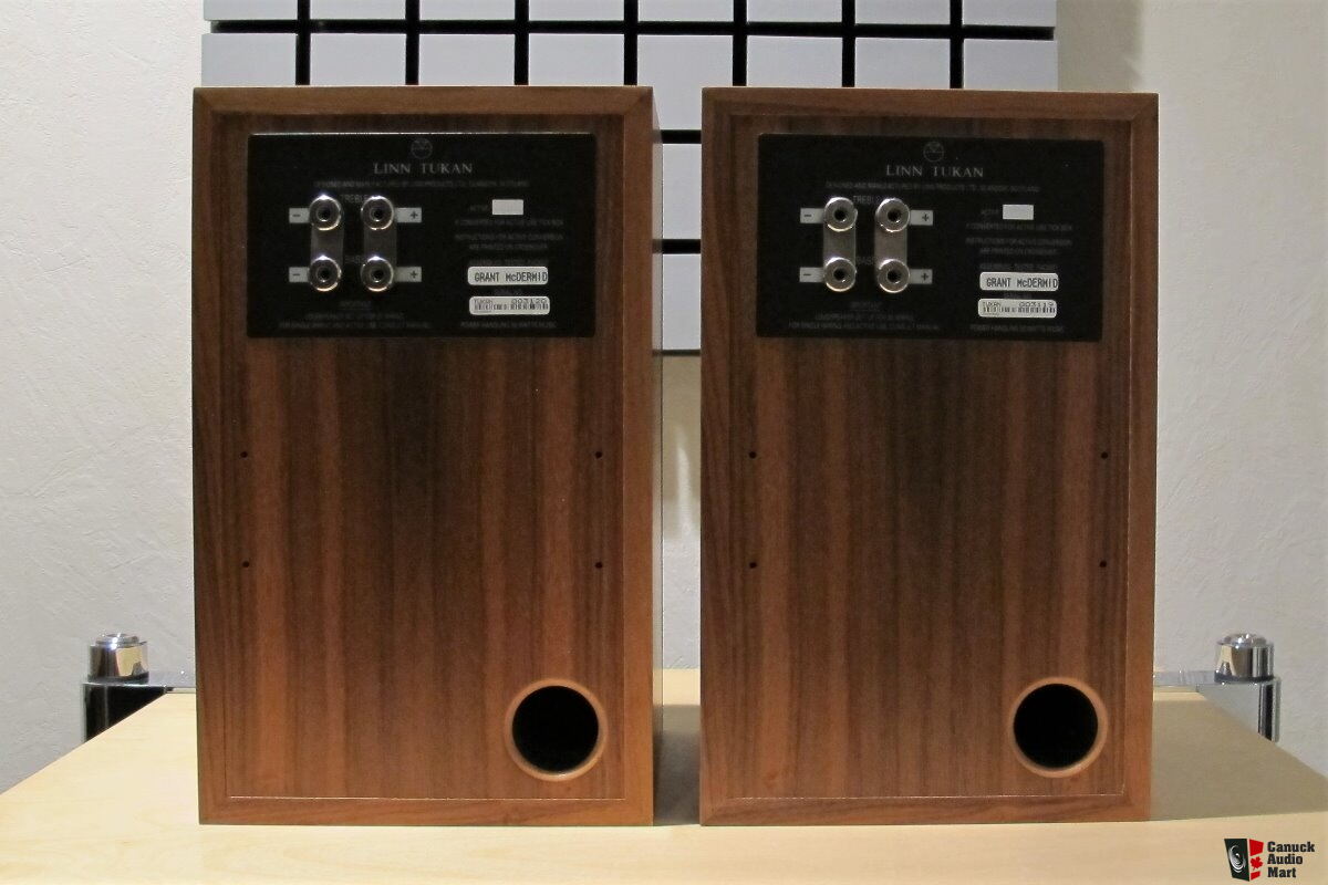 Linn Tukan Bookshelf Speakers Near Mint Photo 1720854