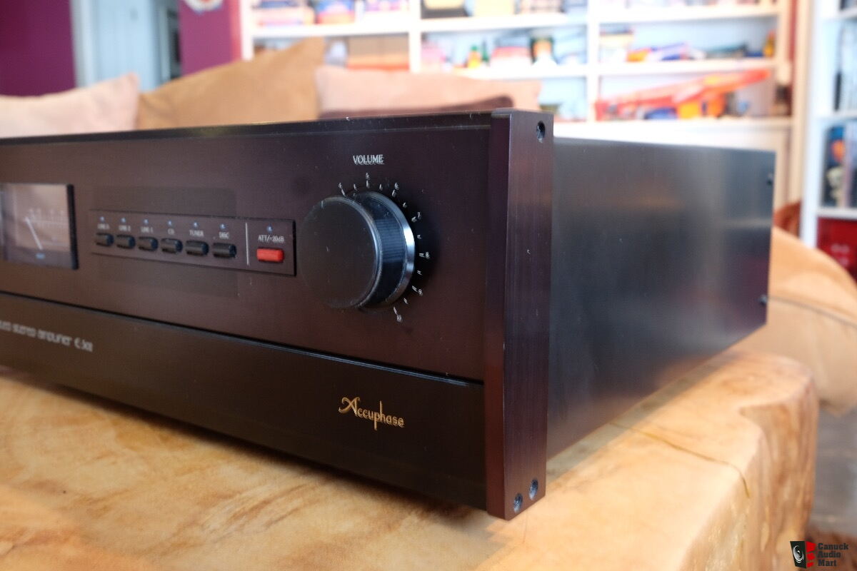 Accuphase E 302 Superb Solid State Amp From Japan Now Pending Sale For Sale Canuck Audio Mart