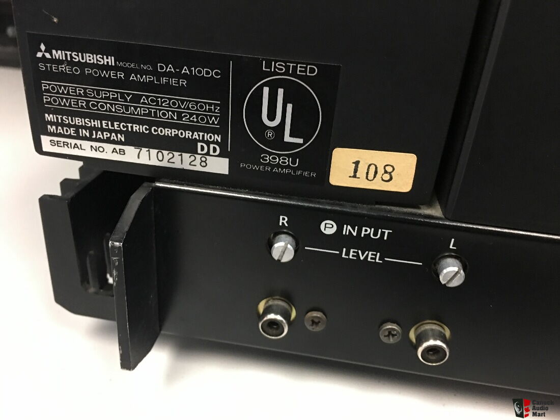 mitsubishi-da-a10dc-stereo-power-amplifier-photo-1820363-canuck