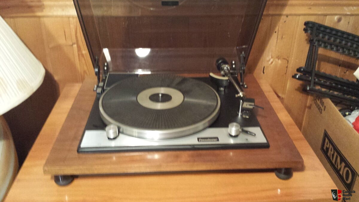 DUAL CS 701 Turntable with vintage lamp For Sale - Canuck Audio Mart