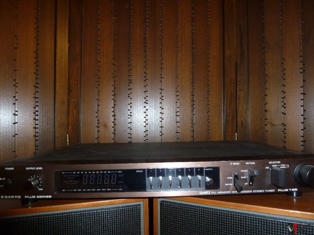 Tuner AM/FM Photo #1837139 - Canuck Audio Mart