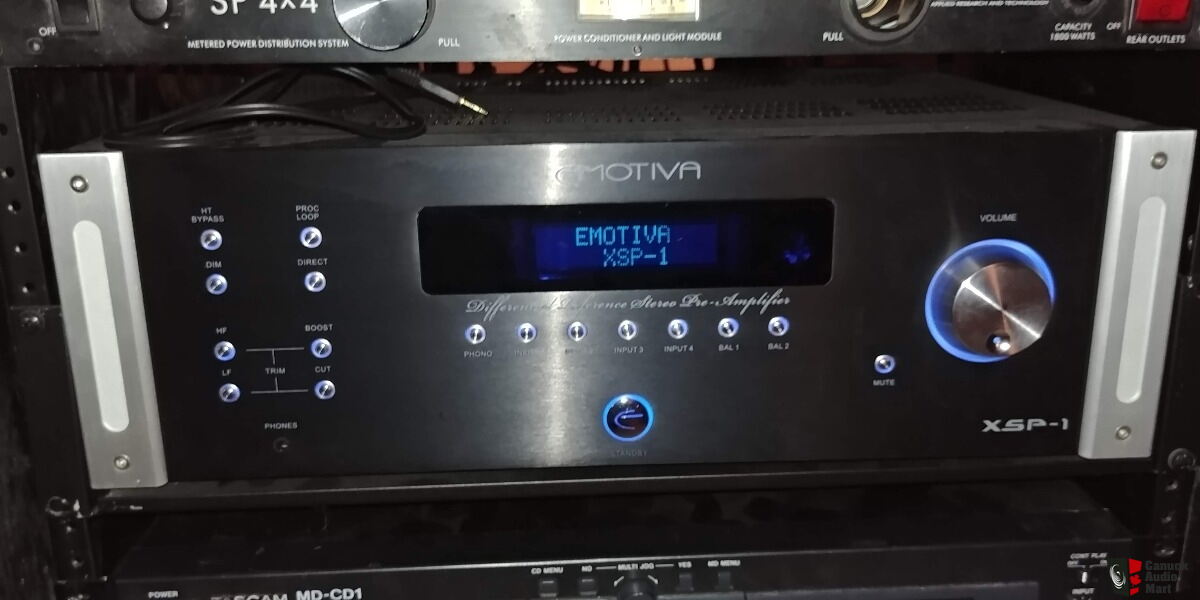 Emotiva XSP1 Stereo Audio PreAmp (HiFi, Audiophile, Balanced) Photo