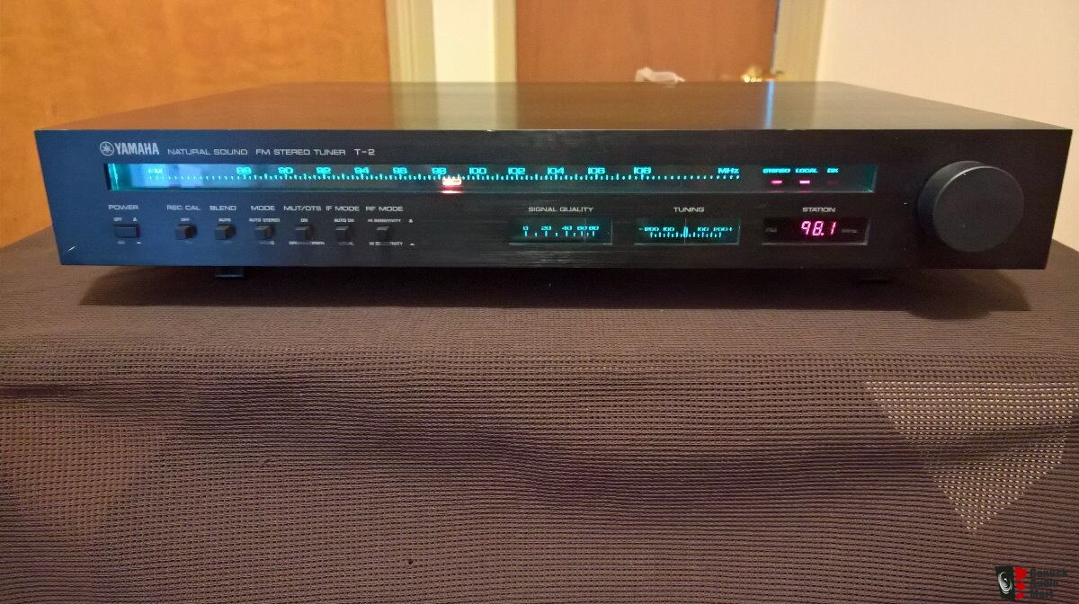 Yamaha T2 FM TUNER Photo #1957948 - Aussie Audio Mart