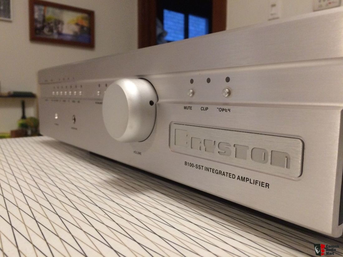Bryston B100-DA SST Integrated Amp w. Remote and DAC For Sale - Canuck