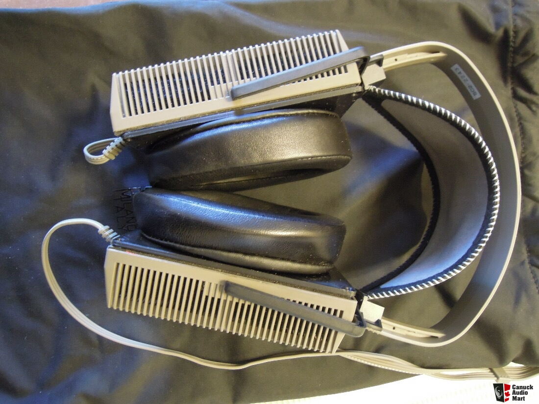 Stax SR-307 Electrostatic Earspeaker enhanced with Brainwavz Sheepskin Leather Memory Foam Earpad