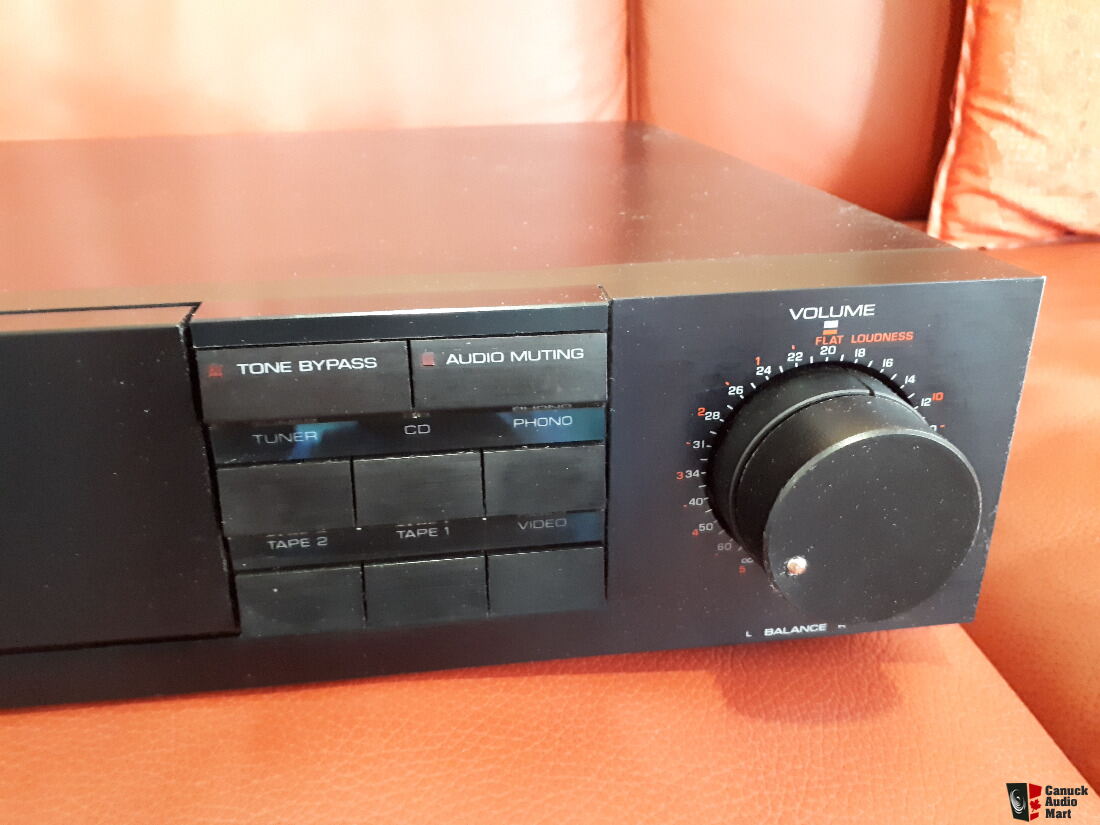 Yamaha C-65 Stereo Control Amplifier Photo #2012833 - US Audio Mart