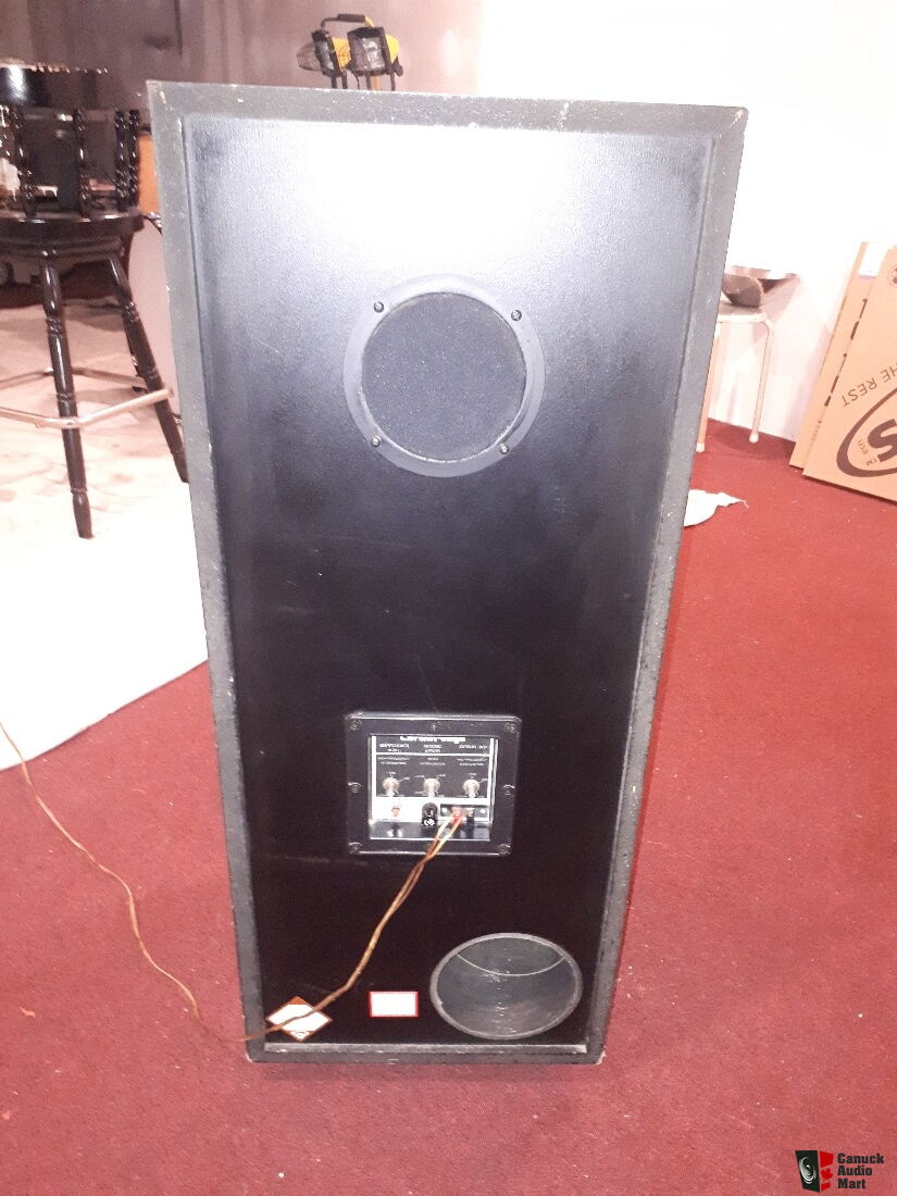 mcm tower speakers