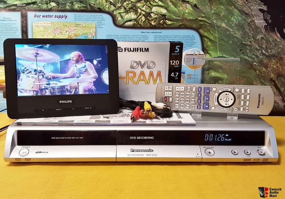 NEAR MINT Condition & USED ~ Panasonic DMR-ES15 DVD Recorder ~ Manual & Remote Photo #2039045 - US Audio Mart