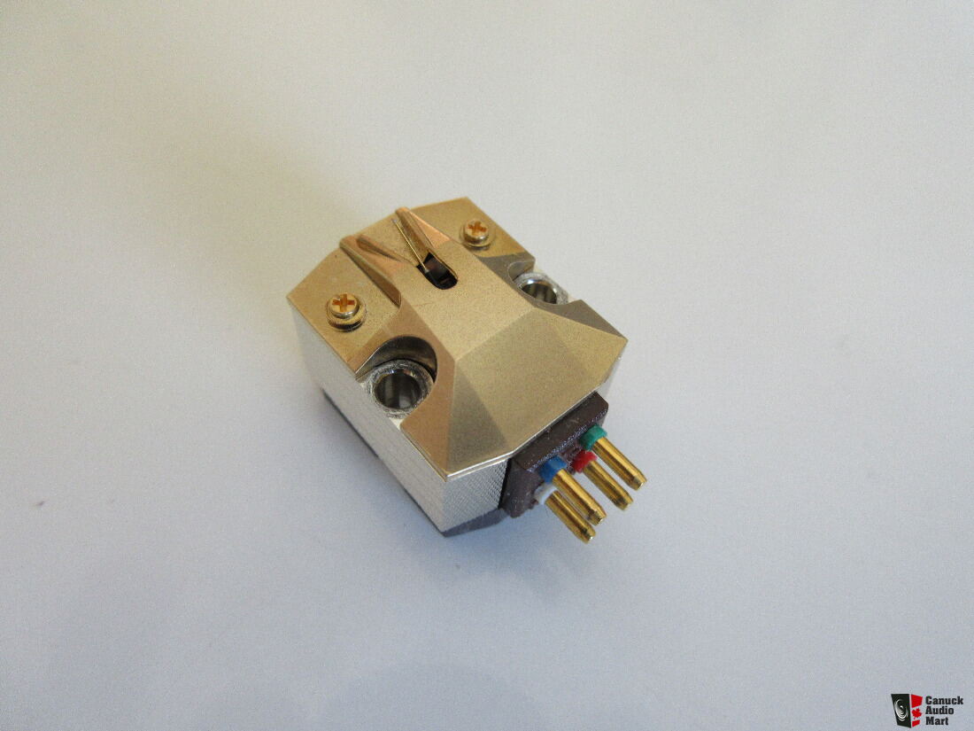 Audio Technica AT33E Dual Moving-Coil Stereo Cartridge Photo