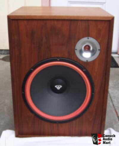 cerwin vega 217r speakers