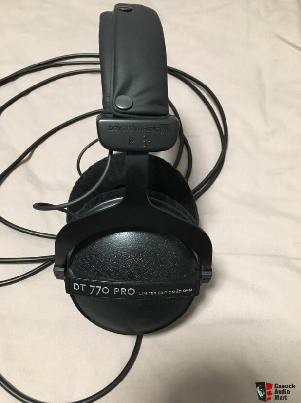 beyerdynamic DT 770 Pro 32 ohm Limited Edition Professional Studio  Headphones, Gray