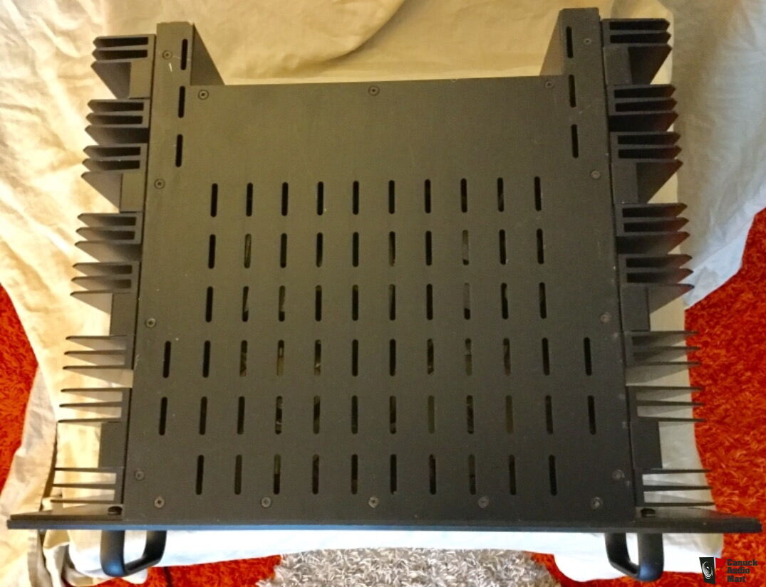 Bryston 4B NPB 250wpc Power Amp Photo 2231962 Canuck Audio Mart