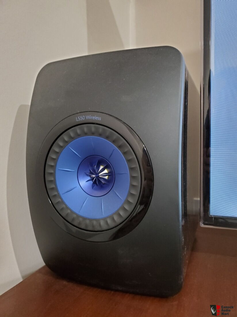 mint-kef-ls50w-wireless-speakers-black-photo-2247591-us-audio-mart