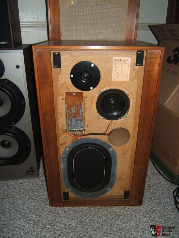 Classic KEF Concerto Speakers Photo 
