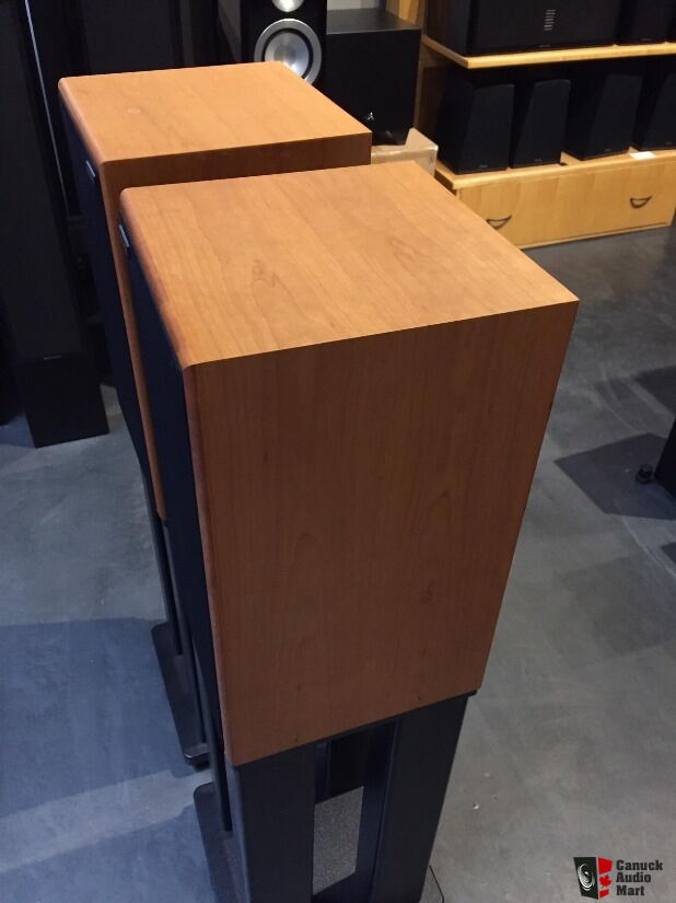 Harbeth 30.1 Professional Monitor speakers + Skylan stands ( pending