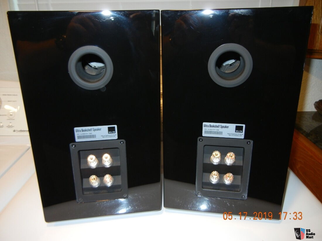 Svs Ultra Bookshelf Speakers Piano Black Mint Condition W