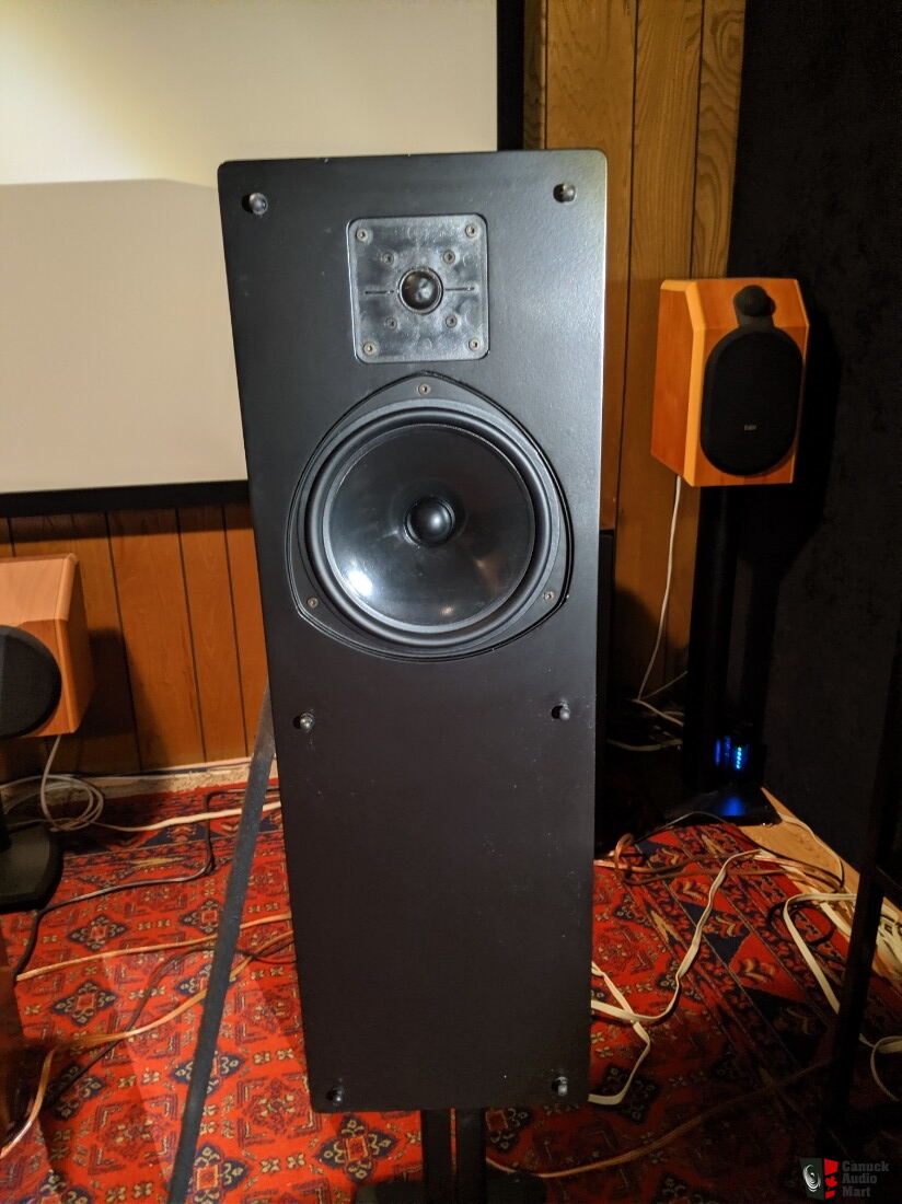 yamaha floorstanding tower speaker