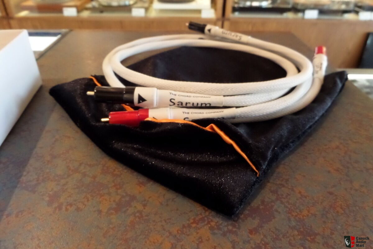 Chord SARUM TUNED ARAY 1M RCA-RCA Interconnect Photo #2283849 - US