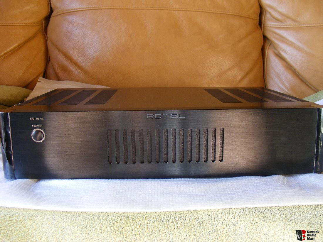 Rotel RB1572 Class D 250 watts per channel * Sale