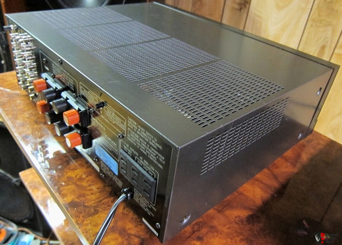 Technics SU-V10X Stereo Integrated Amplifier TOP MODEL Photo