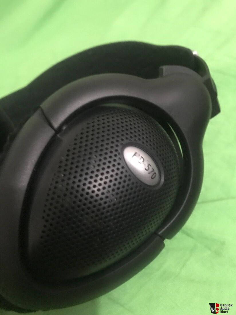 Sennheiser HD570 Headphones Photo #2362038 - Canuck Audio Mart