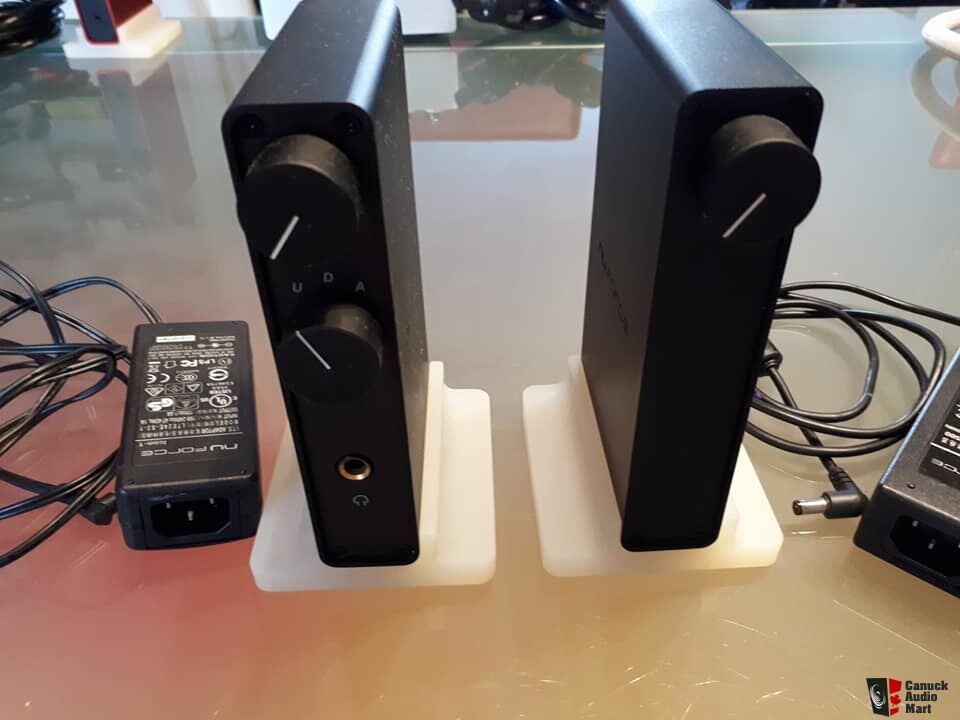 NuForce Icon HDP black For Sale - Canuck Audio Mart