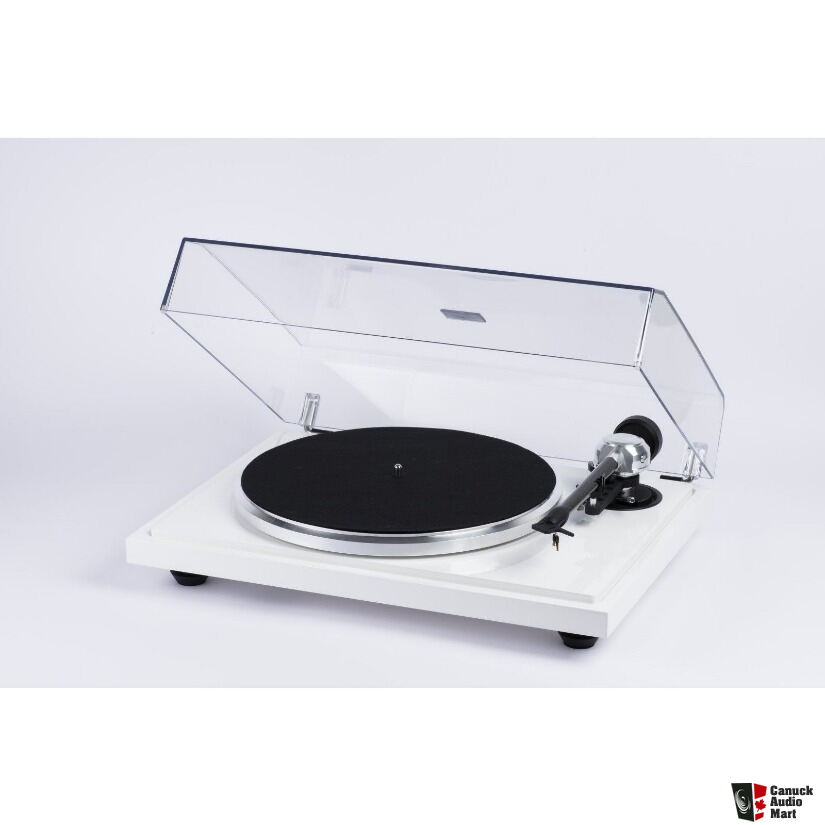 European Audio Team (EAT) B-Sharp Turntable - NEW! As Low As $179.17 ...