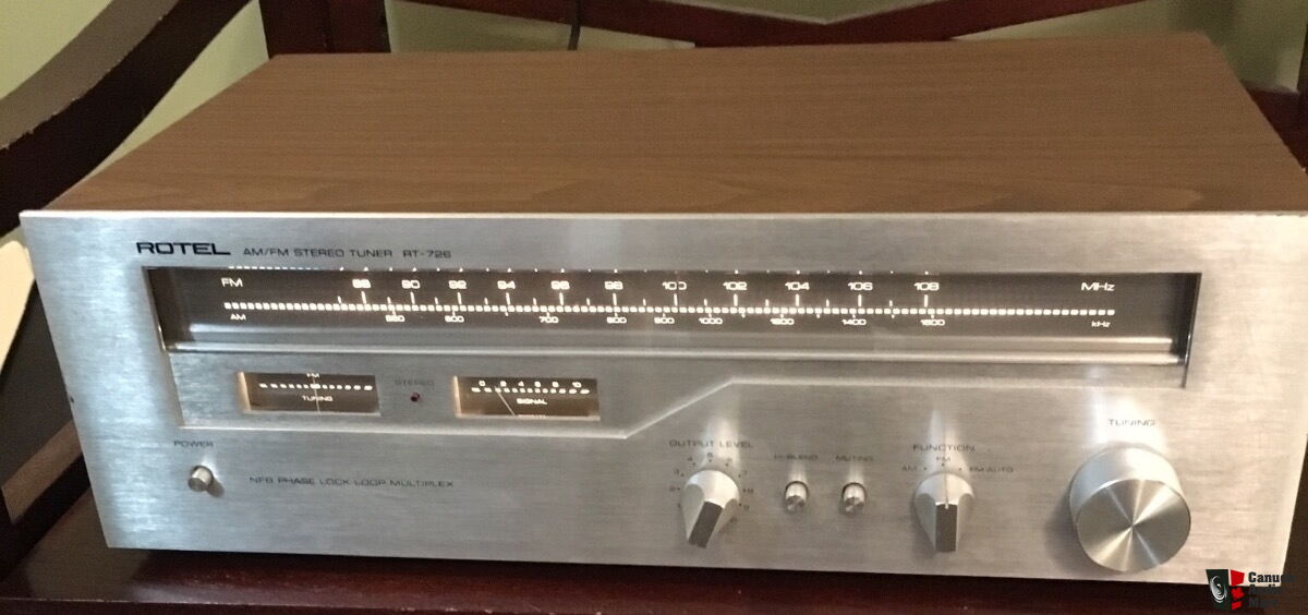 Rotel RT-726 AM/FM Stereo Tuner (1978) Photo #2386687 - US Audio Mart