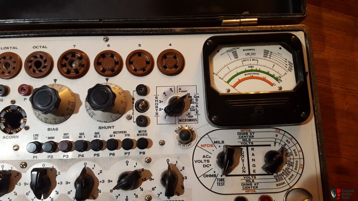 Tubetester Hickok TV-7C/U remis en état, tubes 83 et 5Y3GT neuf/nos