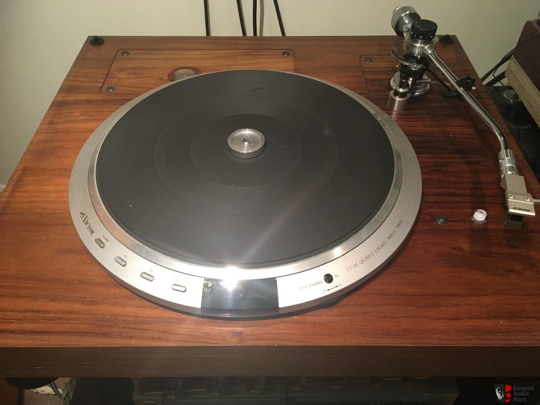 Victor / JVC TT-81 Direct Drive Quartz Lock turntable with long