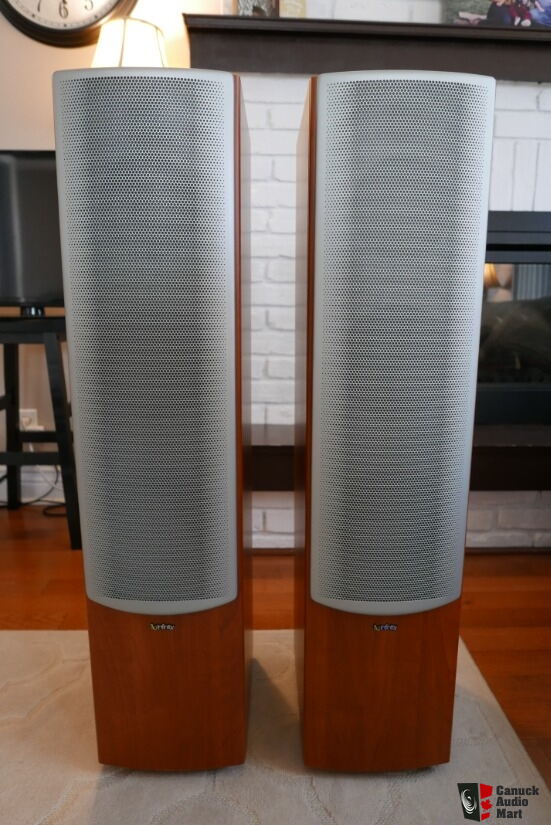 infinity beta 40 speakers