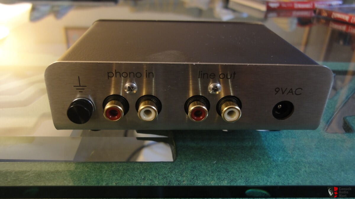 UTurn Pluto Phono Preamp Photo 2429945 UK Audio Mart