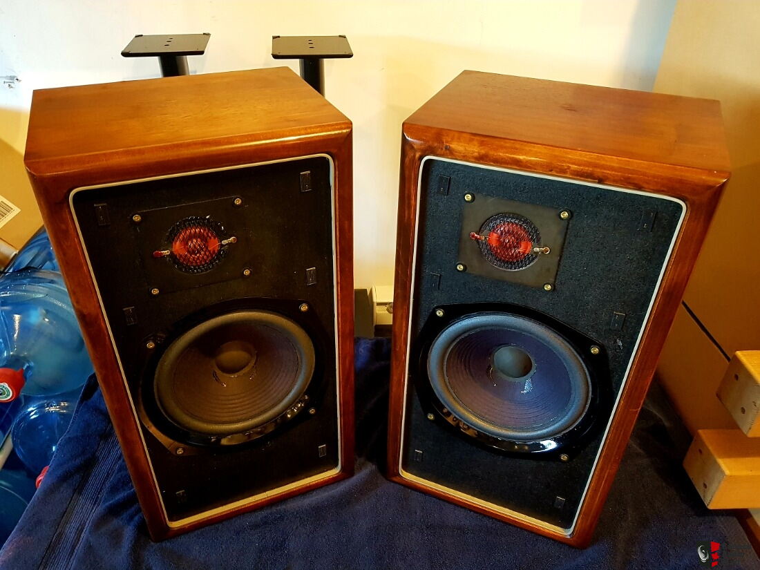 advent a4 speakers