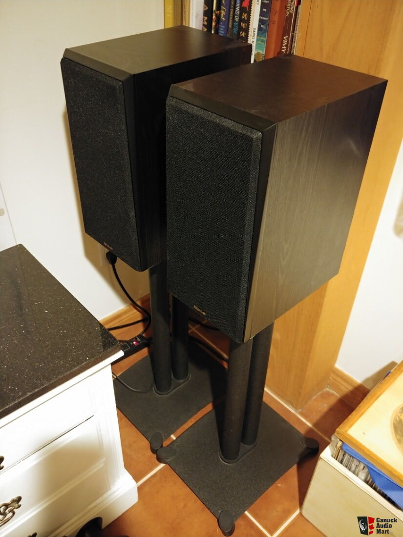 Klipsch RP-600M (Black) Stands Included 