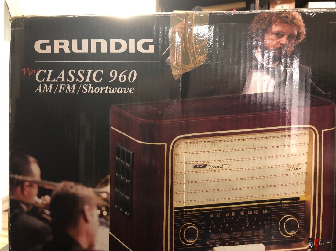 Grundig Classic 960 Am Fm Shortwave Photo #2529804 - US Audio Mart