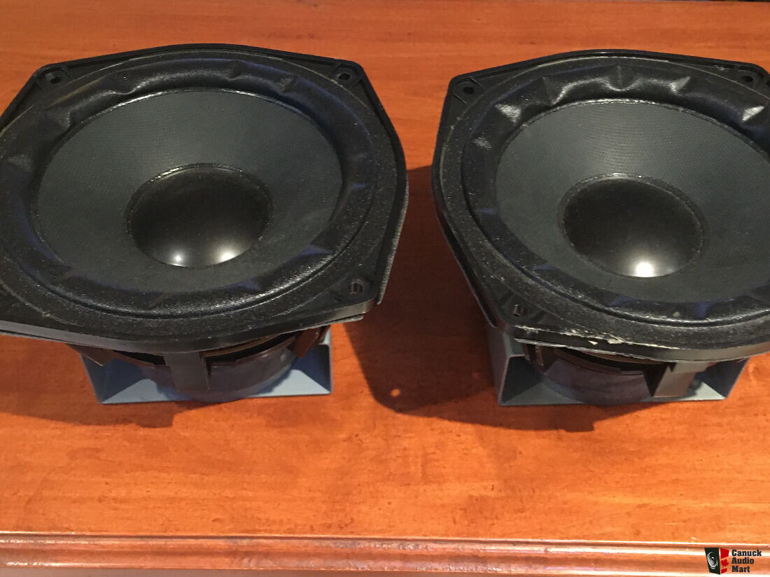 speaker aiwa 6 inch