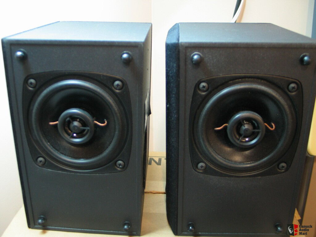 PARADIGM ADP-70 V.3 Surround Speakers 