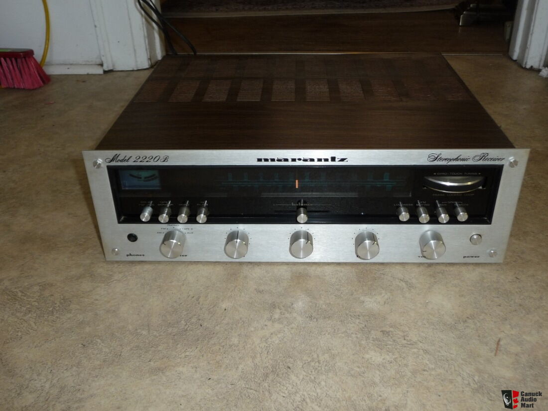 Marantz 2220 AM / FM Stereo Receiver Photo 2592040 Canuck