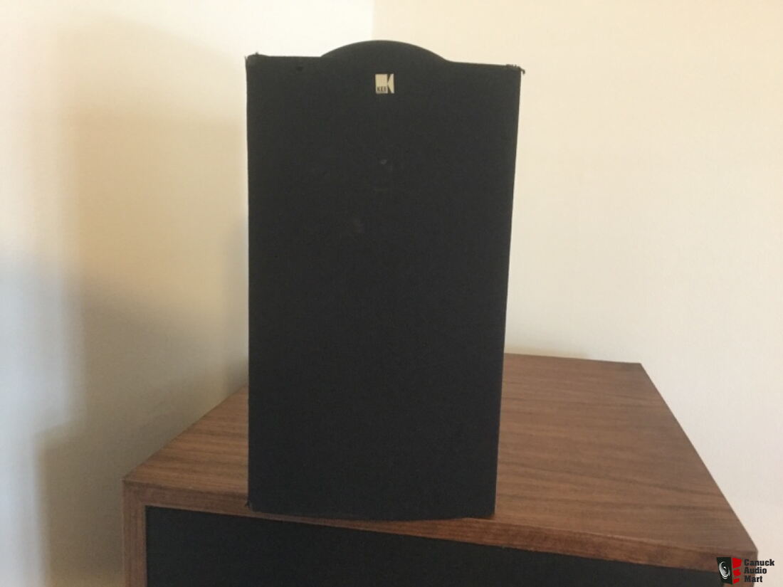 kef-iq1-coaxial-monitors-sale-pending-for-sale-canuck-audio-mart