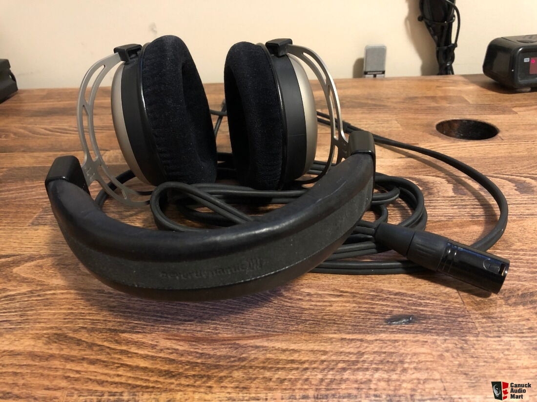 Beyerdynamic T1 v2 new drivers but with older headband balanced