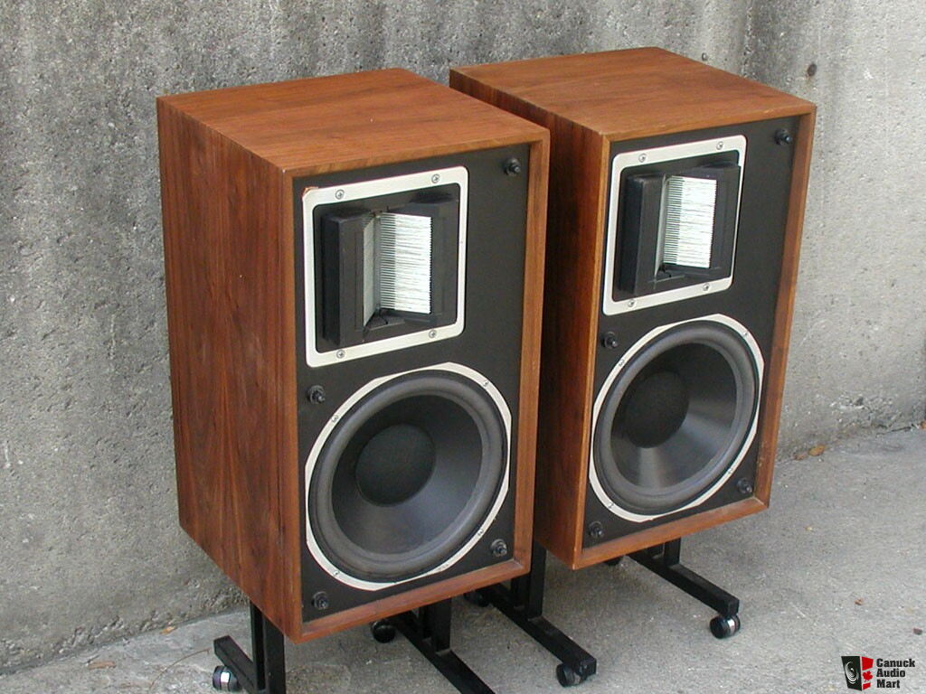 Ess amt sale 1b bookshelf speakers