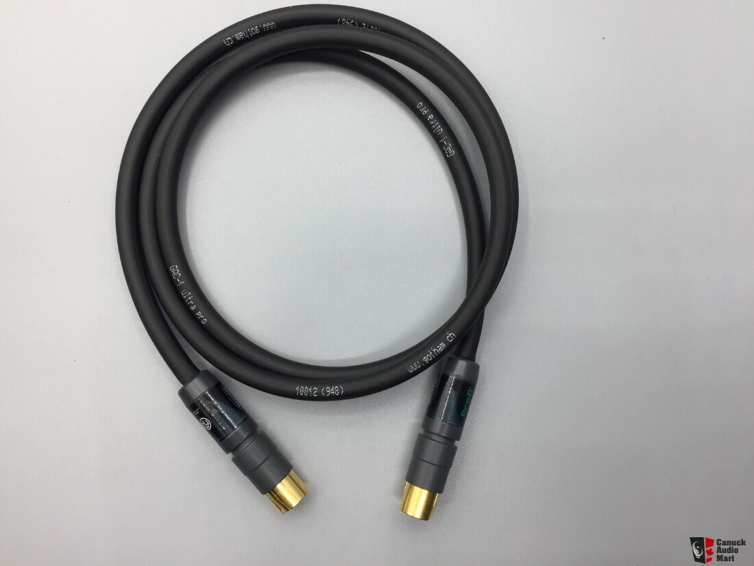 3.5 Foot RCA Cable Pair - Gotham GAC-4/1 Star-Quad With Amphenol Gold Connectors, High-End Audio Interconnect