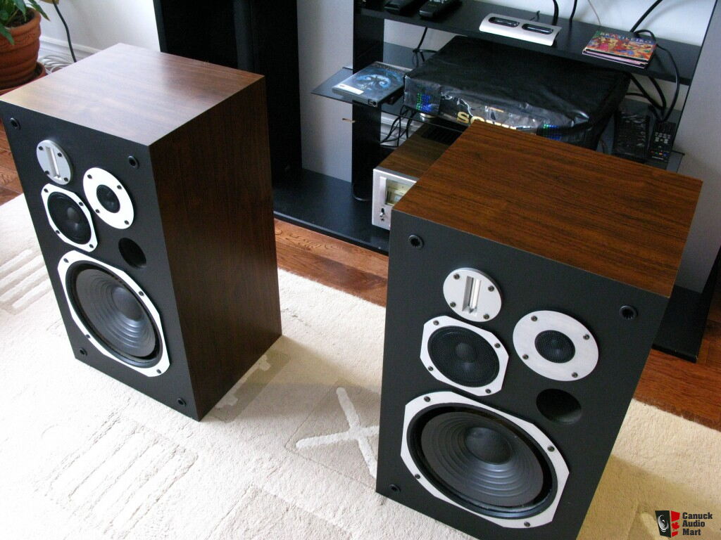 hpm 700 speakers