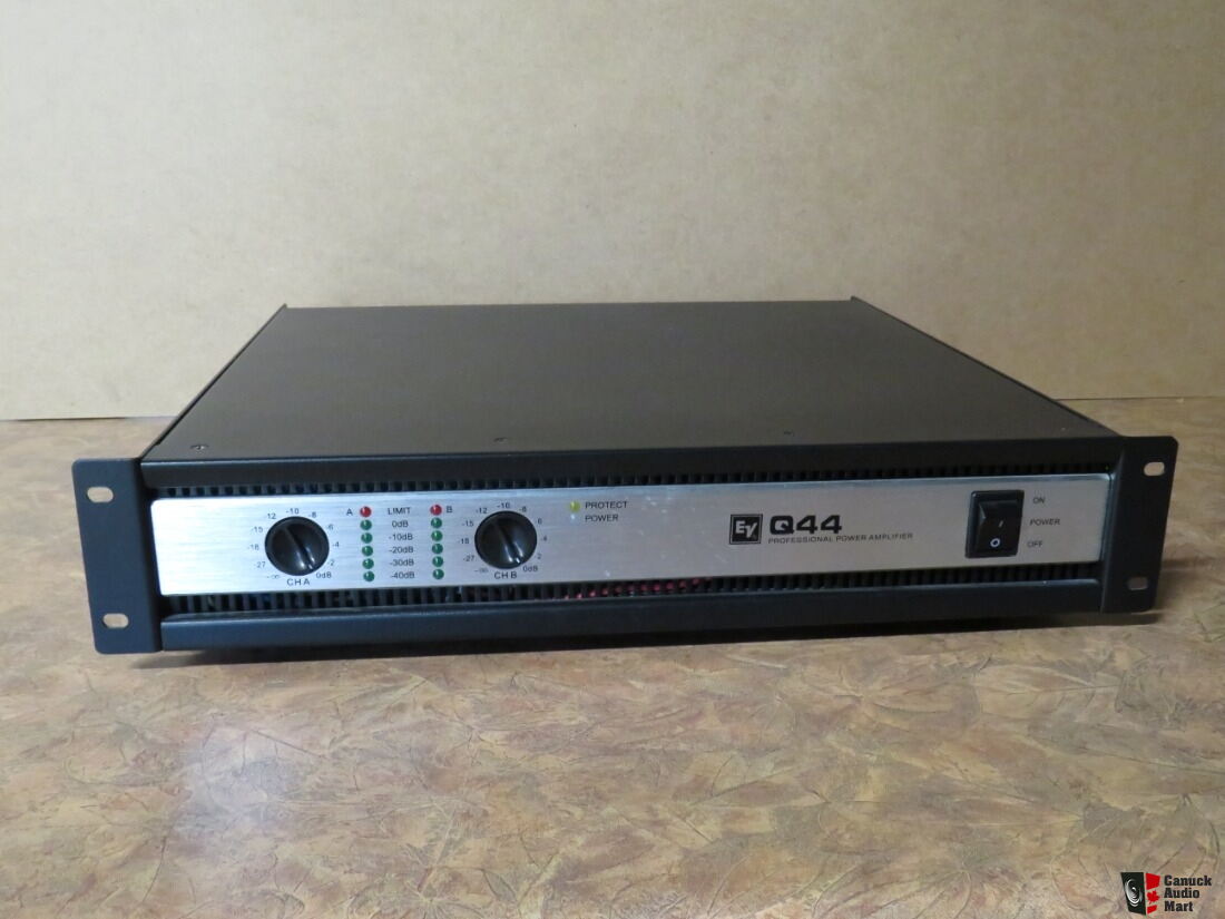 ElectroVoice Q44 Professional Power Amplifier [120V Photo 2803472